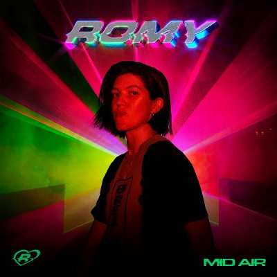 로미 Romy - Mid Air (Hot Pink LP)